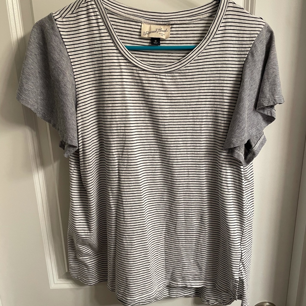 Universal Thread black and white striped tee